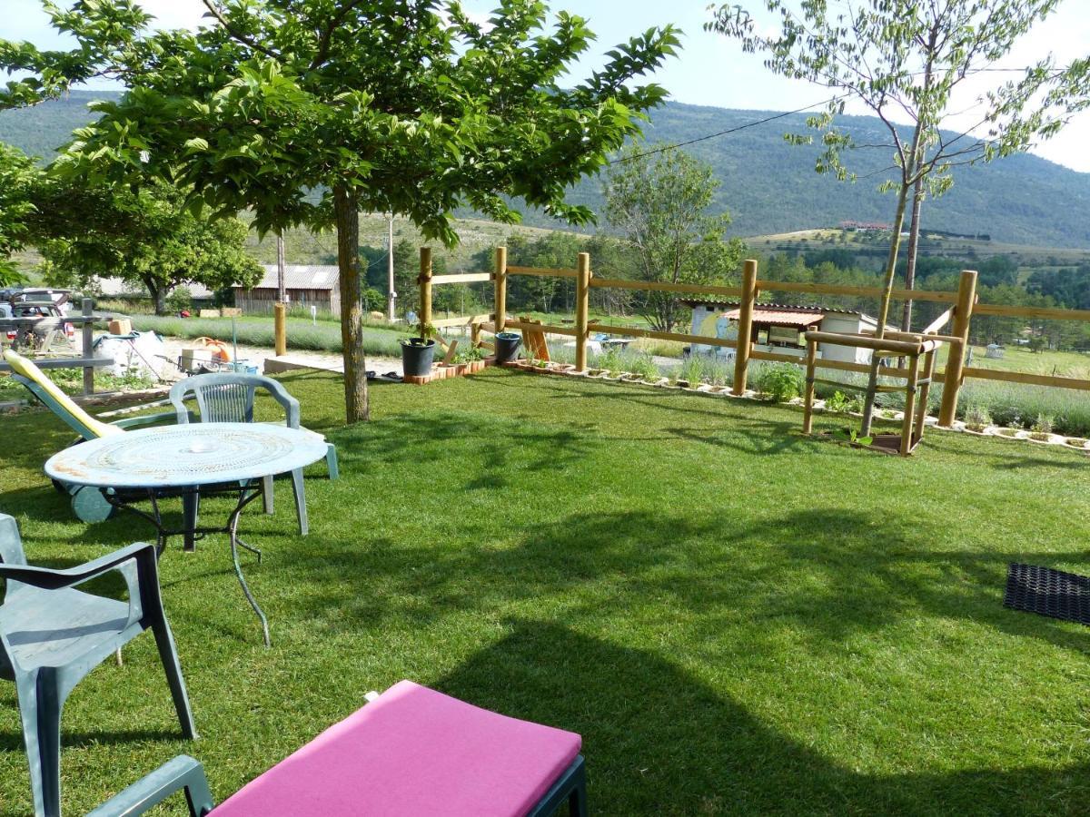 Les Cabanes De Bourras La Palud-sur-Verdon Екстериор снимка